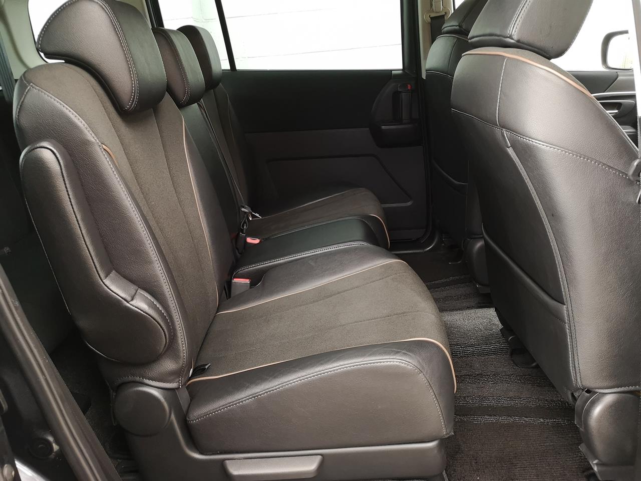 2013 Mazda Premacy