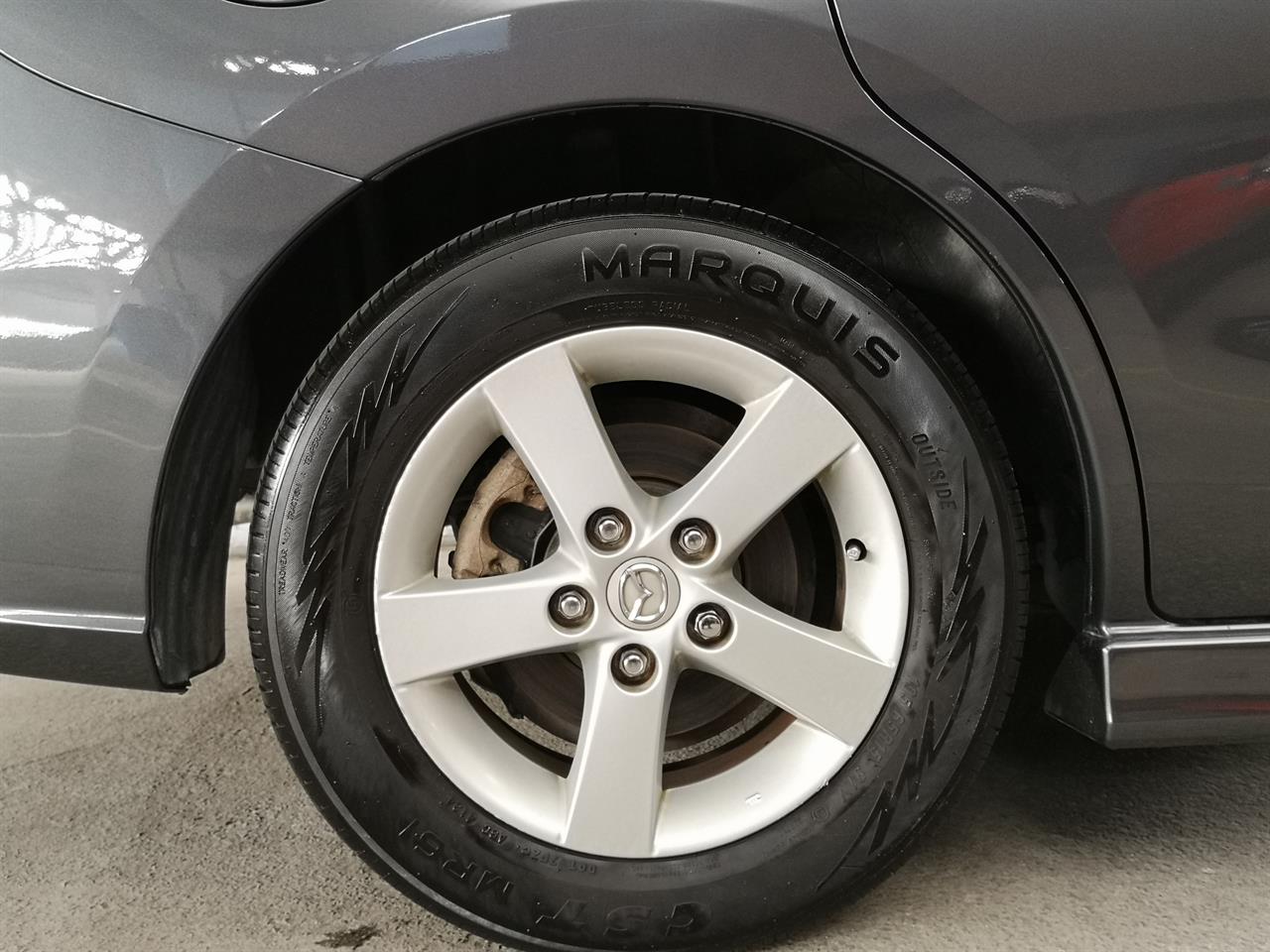 2013 Mazda Premacy