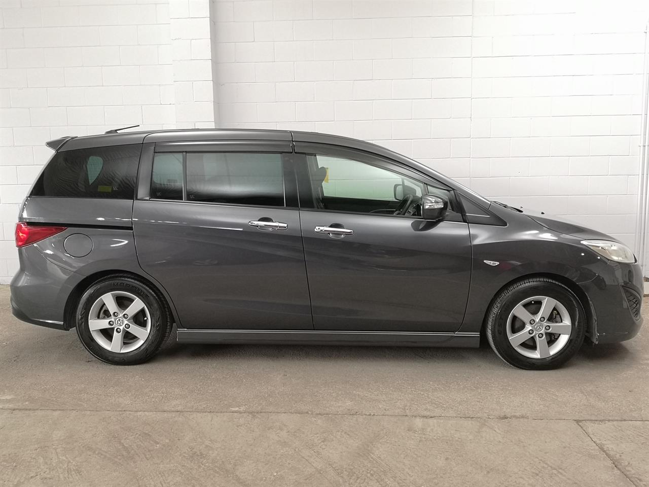 2013 Mazda Premacy