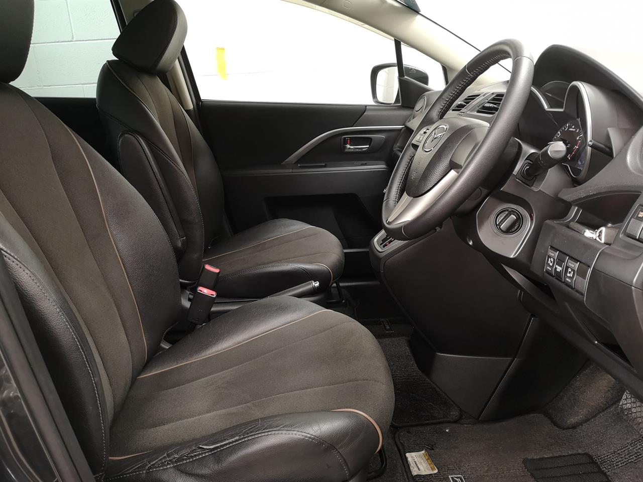 2013 Mazda Premacy