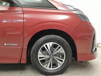 2020 Nissan Serena - Thumbnail