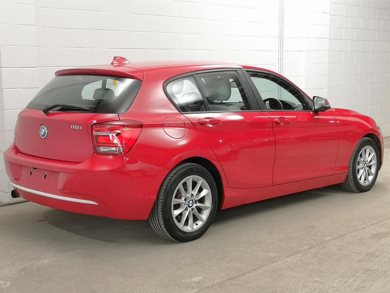 2015 BMW 116i