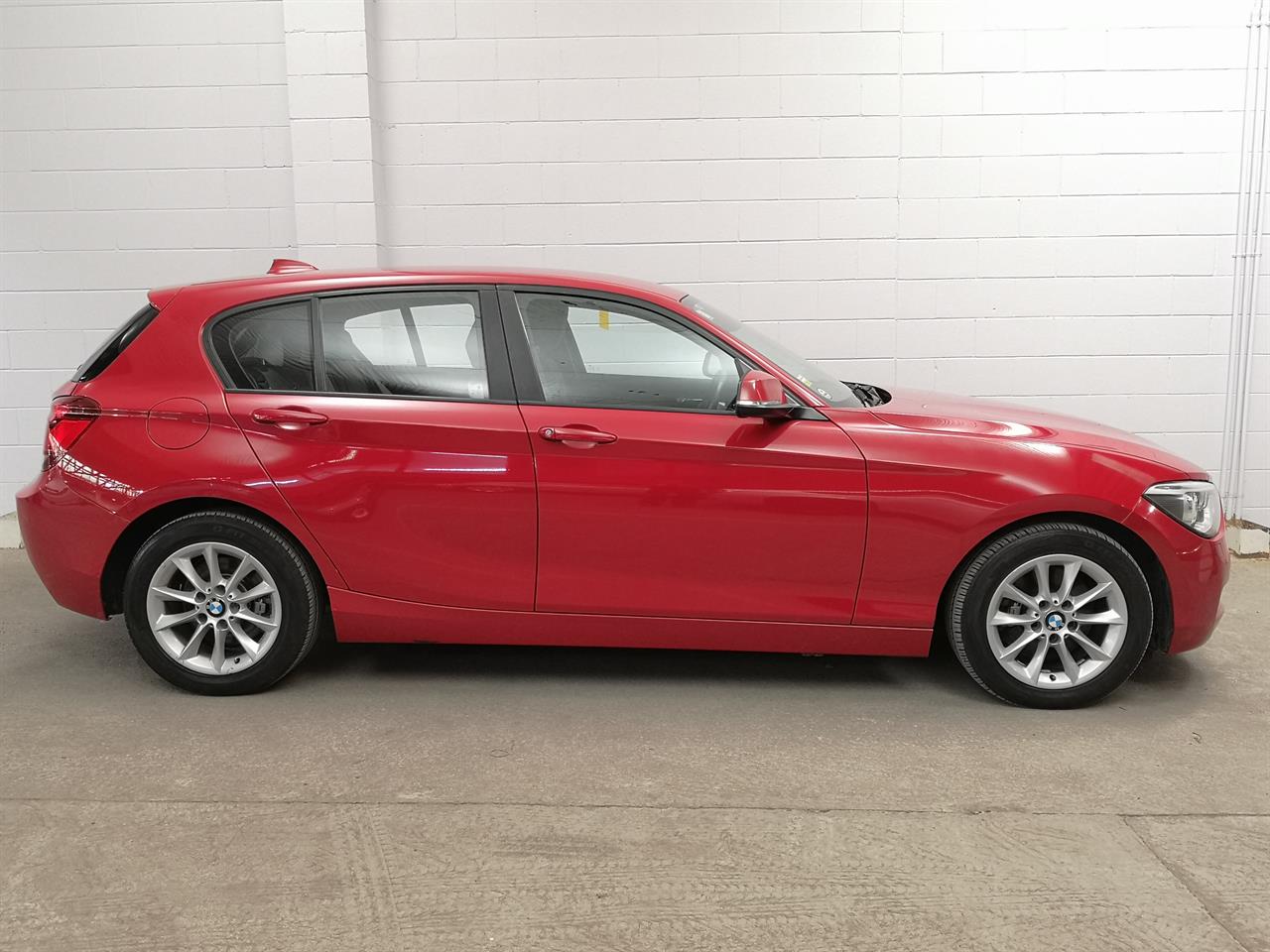2015 BMW 116i