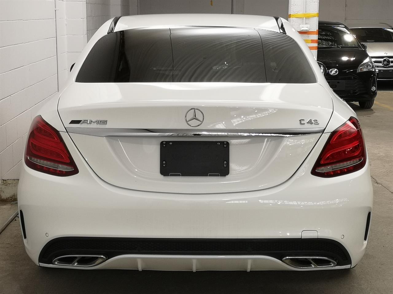 2015 Mercedes-Benz C 200