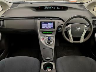 2013 Toyota Prius - Thumbnail