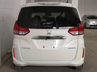 2017 Honda Freed - Thumbnail
