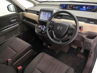 2017 Honda Freed - Thumbnail