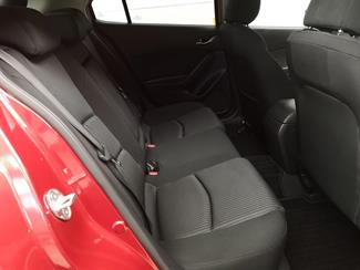 2015 Mazda Axela - Thumbnail