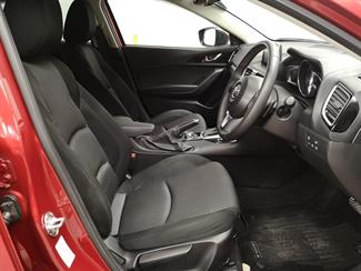 2015 Mazda Axela - Thumbnail