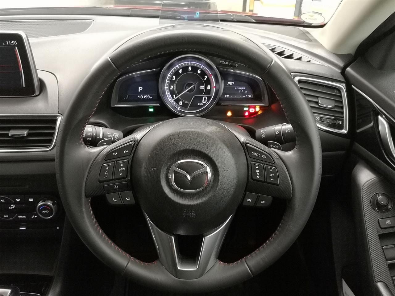 2015 Mazda Axela