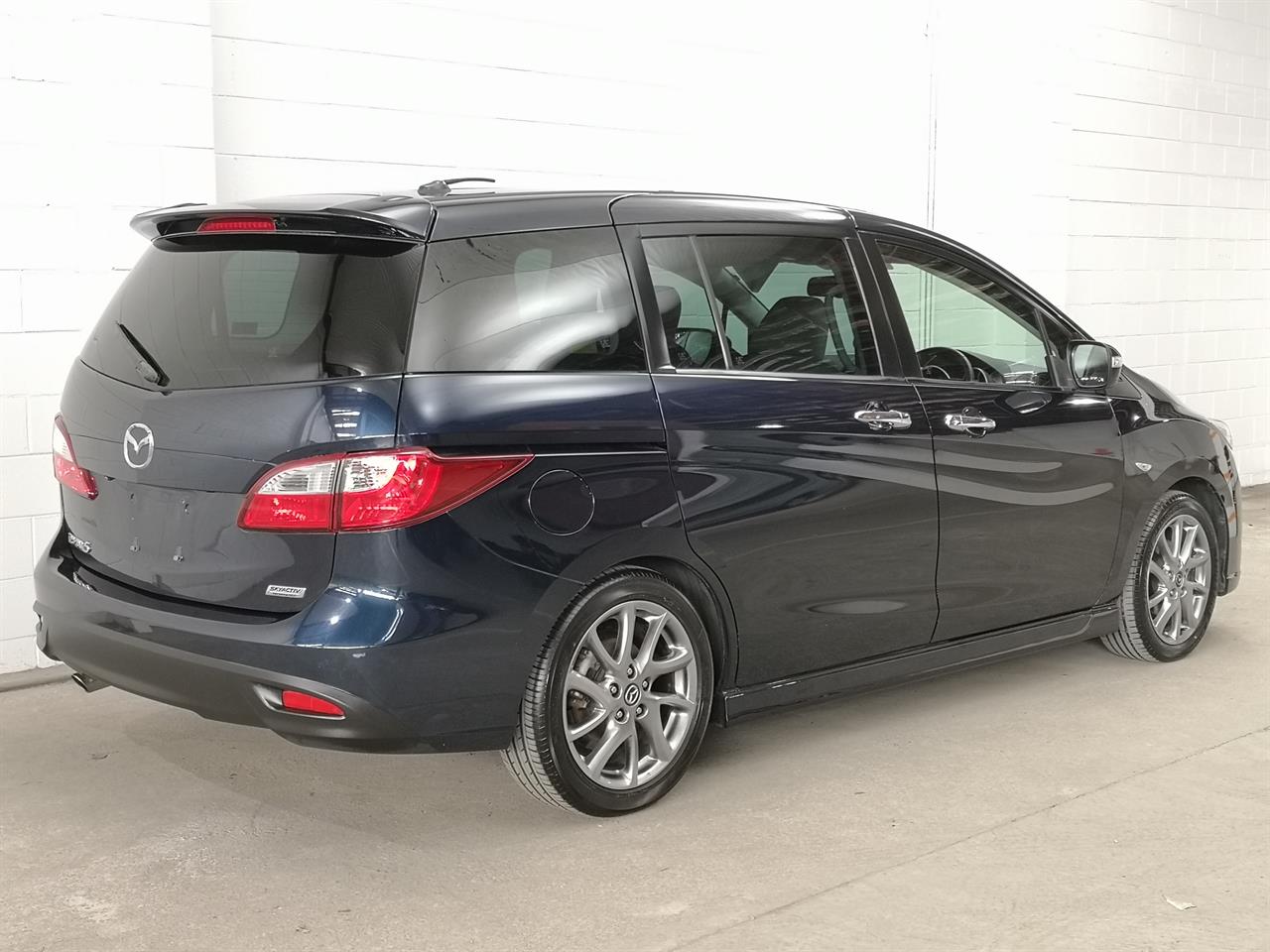 2015 Mazda Premacy
