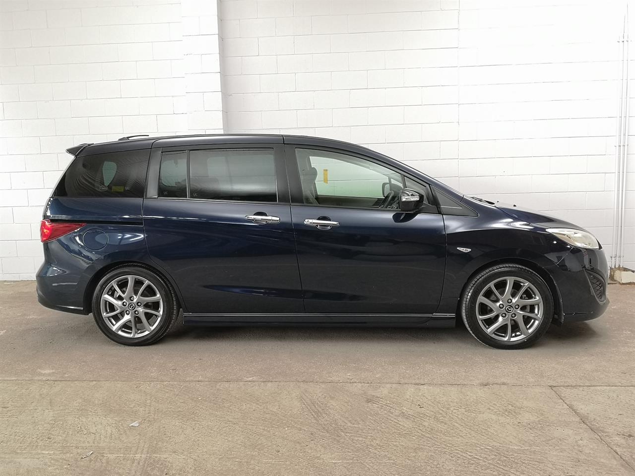 2015 Mazda Premacy