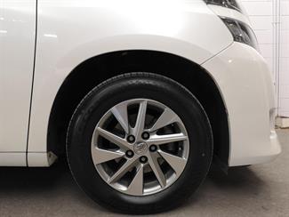 2013 Toyota Vellfire - Thumbnail