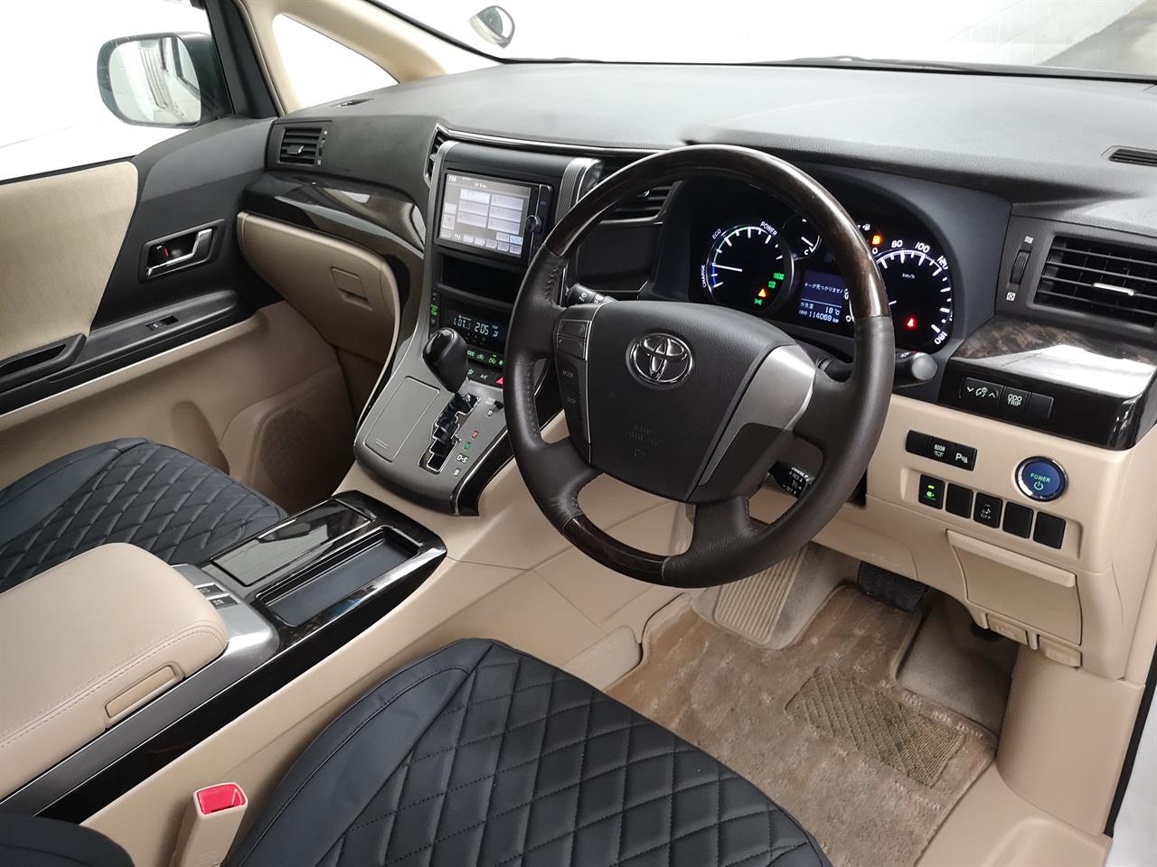 2013 Toyota Vellfire