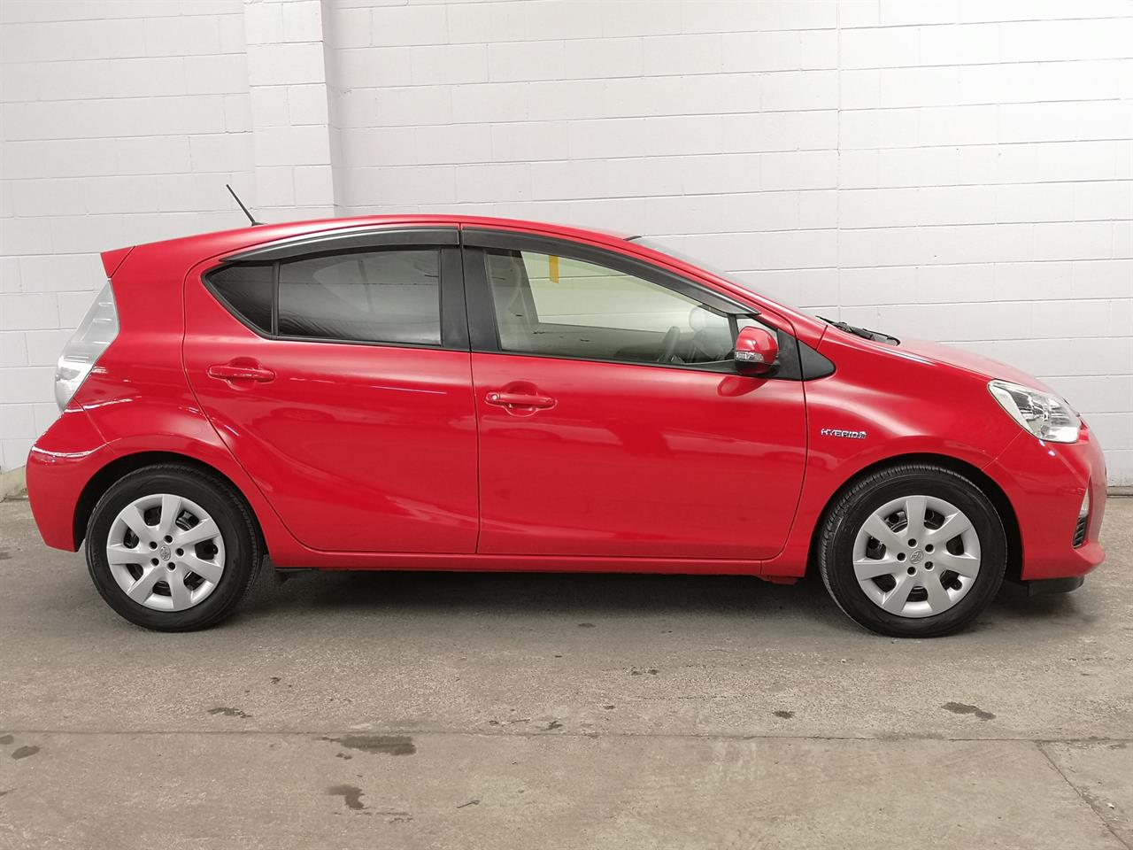 2013 Toyota Aqua