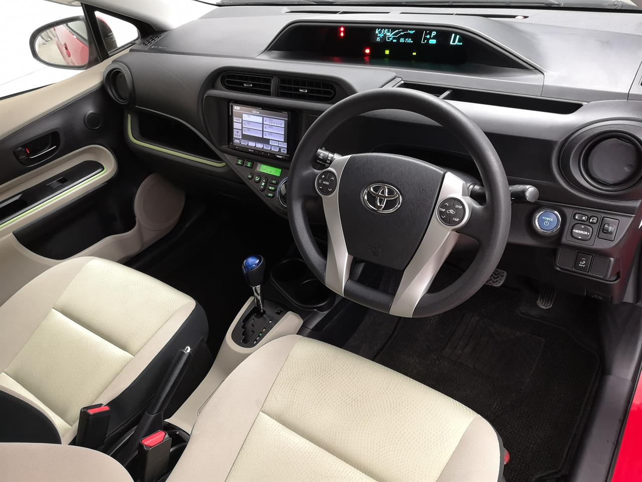2013 Toyota Aqua