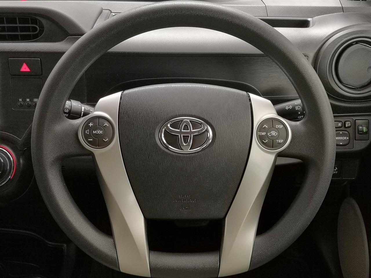 2013 Toyota Aqua