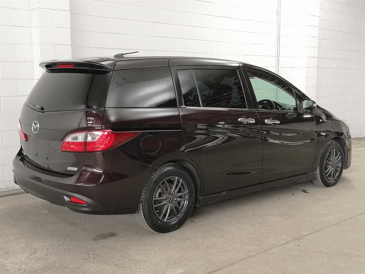 2013 Mazda Premacy