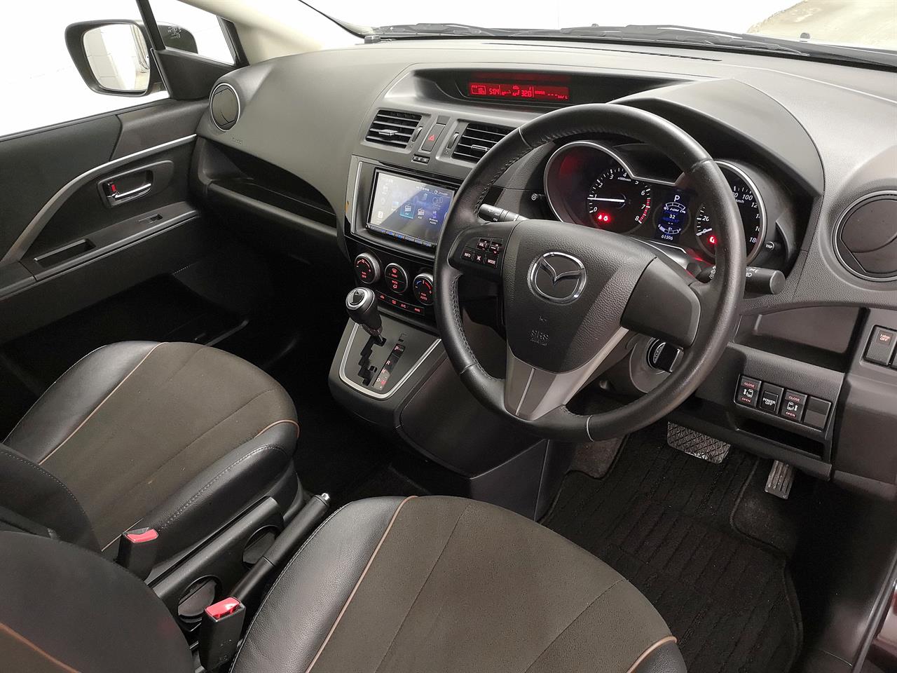 2013 Mazda Premacy