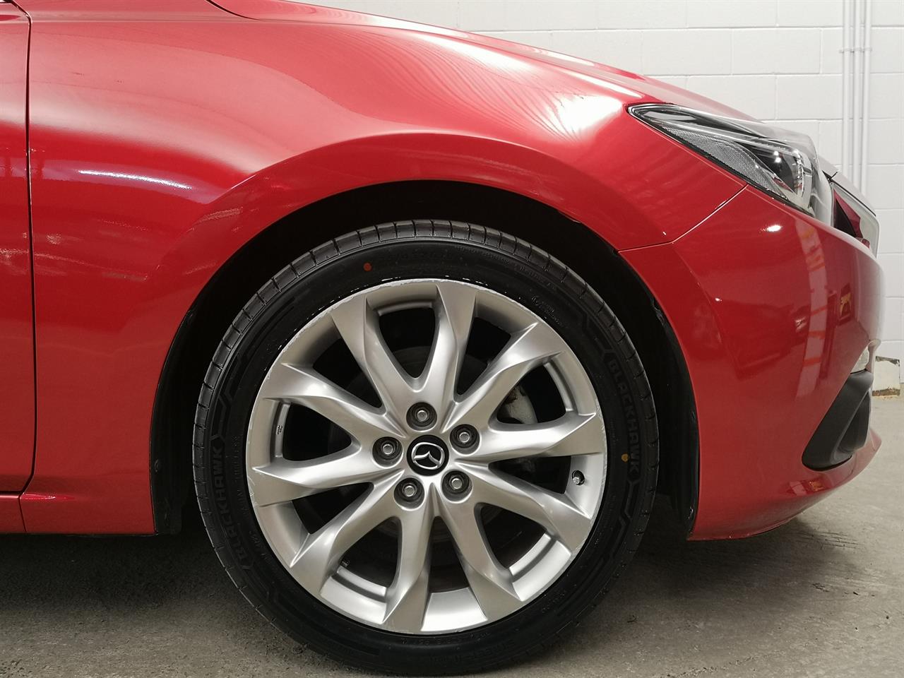2014 Mazda Axela