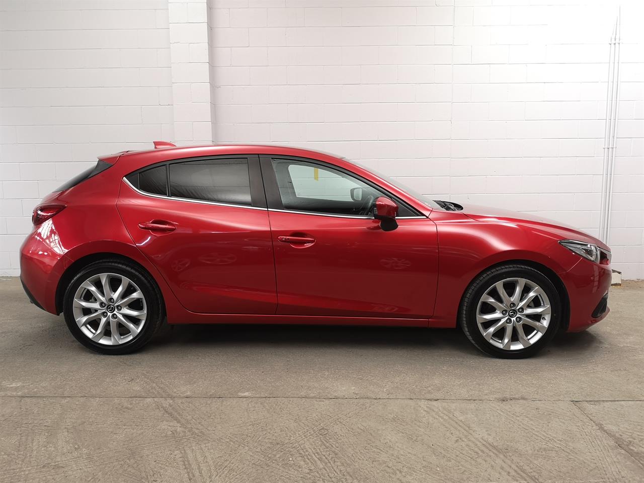 2014 Mazda Axela