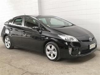 2013 Toyota Prius - Thumbnail