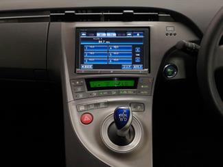2013 Toyota Prius - Thumbnail
