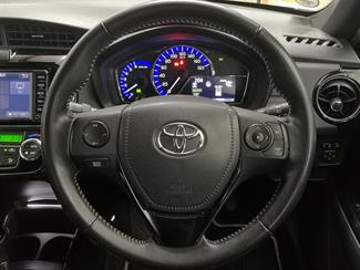 2017 Toyota Corolla - Thumbnail