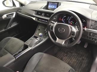 2013 Lexus CT 200H - Thumbnail