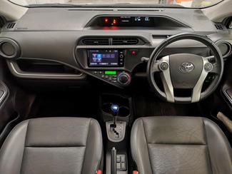 2014 Toyota Aqua - Thumbnail