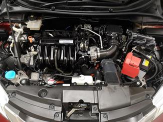 2015 Honda Grace - Thumbnail