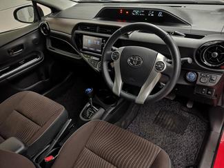 2016 Toyota Aqua - Thumbnail