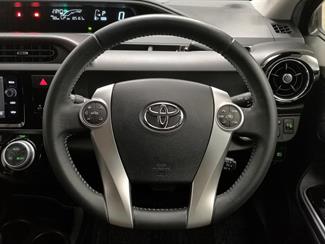 2016 Toyota Aqua - Thumbnail