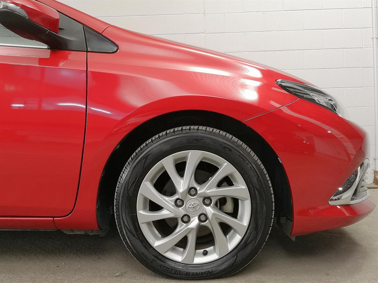 2017 Toyota Auris