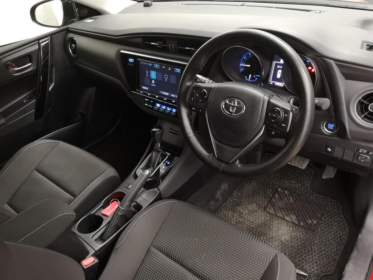 2017 Toyota Auris