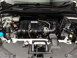 2015 Honda Vezel - Thumbnail