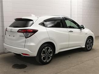 2015 Honda Vezel - Thumbnail