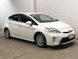 2013 Toyota Prius - Thumbnail