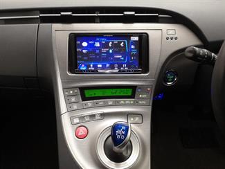 2013 Toyota Prius - Thumbnail