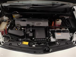 2012 Toyota Prius - Thumbnail