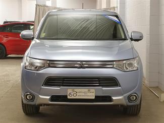 2014 Mitsubishi Outlander - Thumbnail