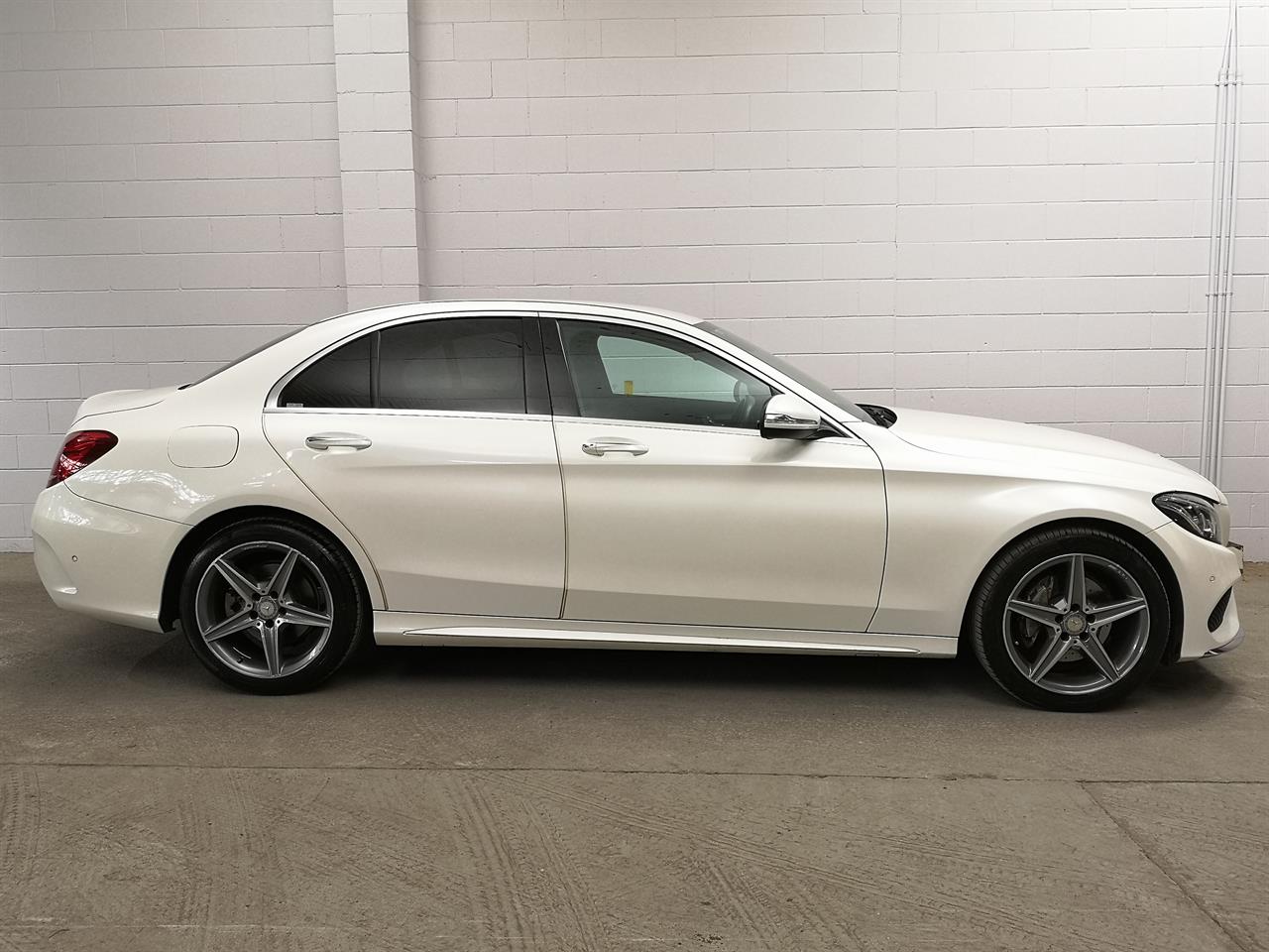 2014 Mercedes-Benz C 200