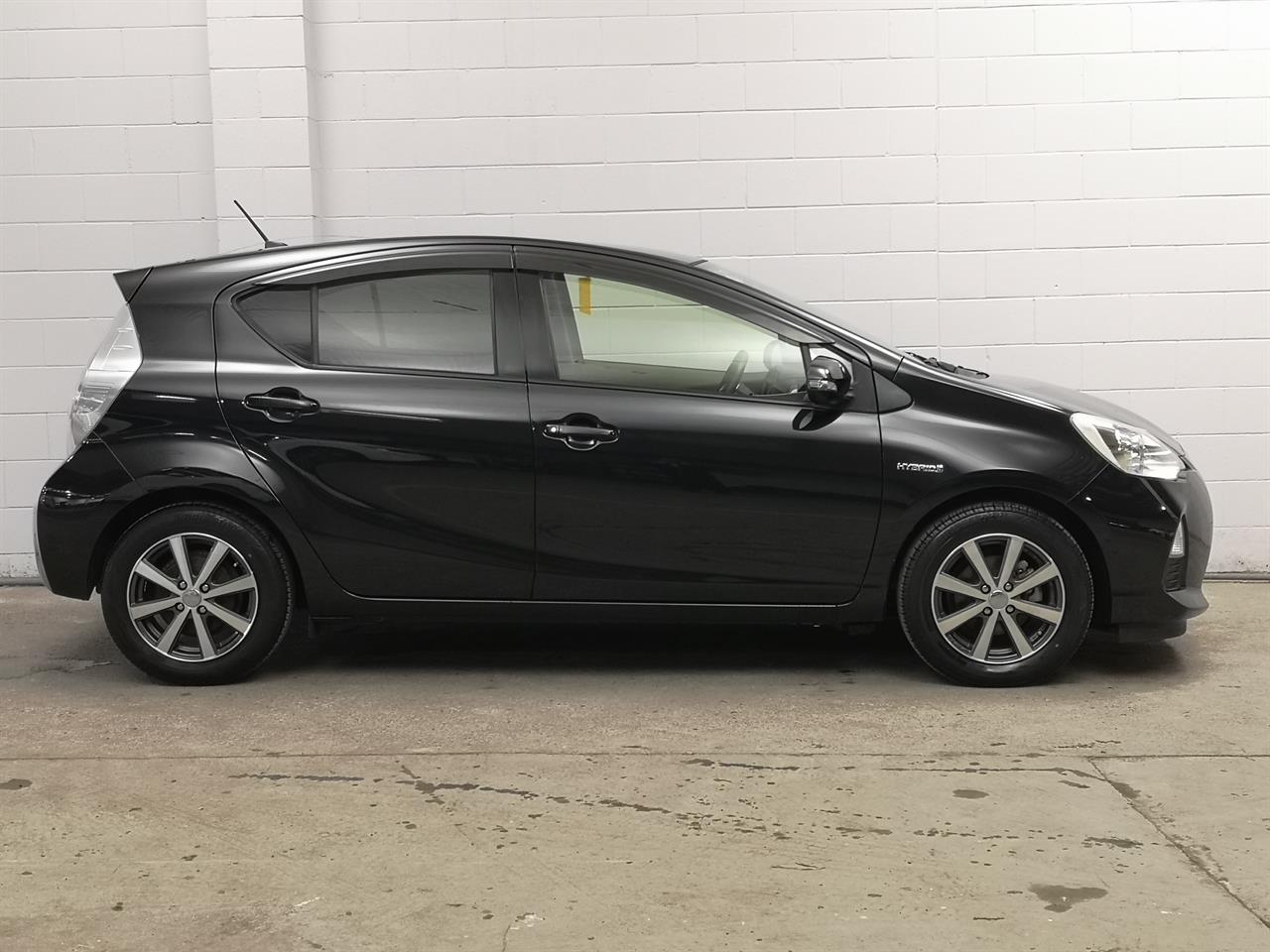 2013 Toyota Aqua