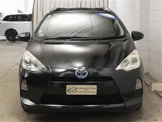2013 Toyota Aqua - Thumbnail