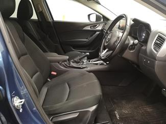 2017 Mazda Axela - Thumbnail