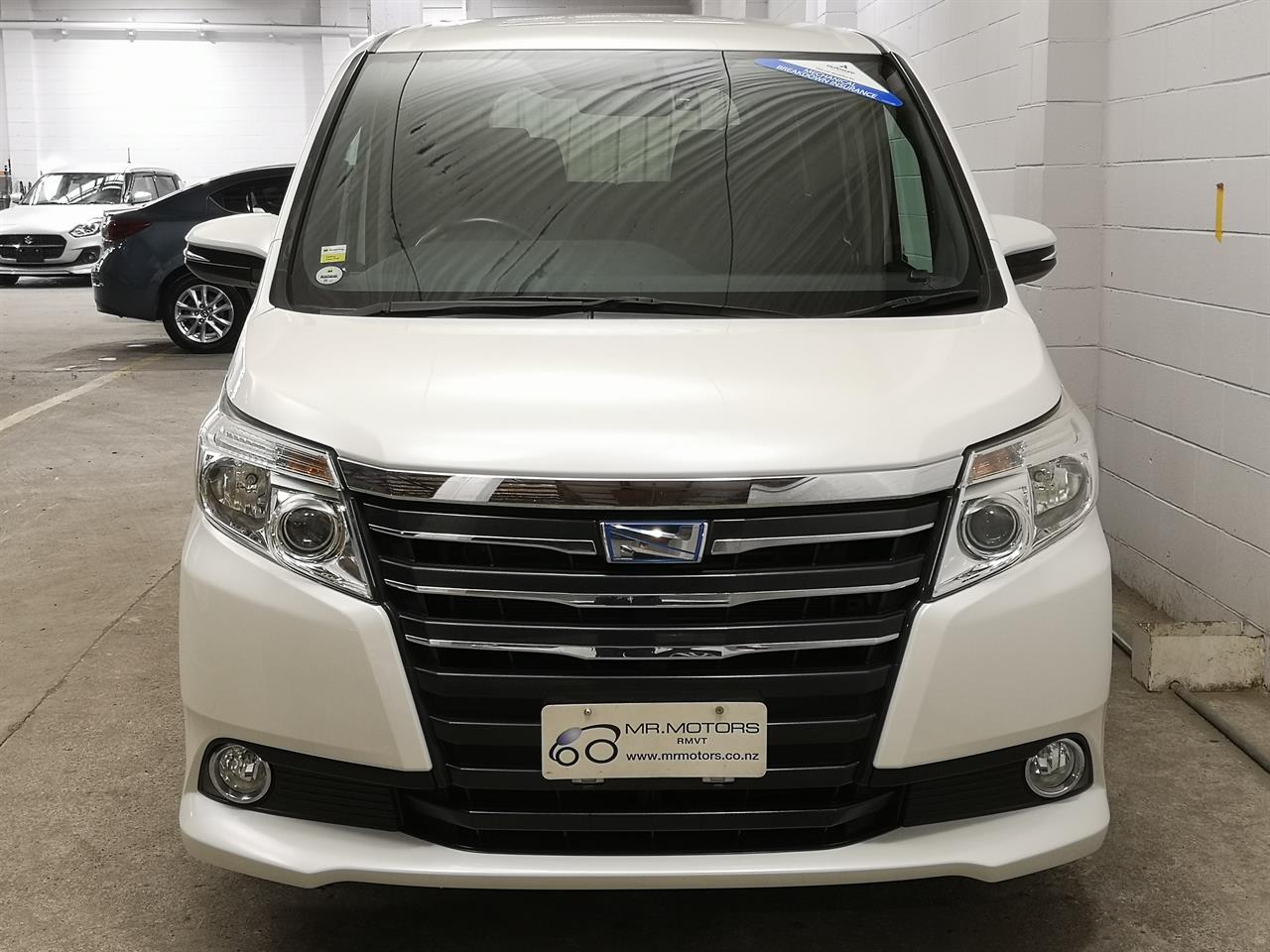 2015 Toyota Noah