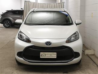 2022 Toyota Aqua - Thumbnail