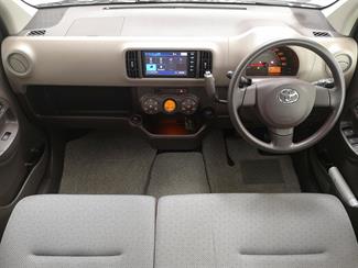 2015 Toyota Passo - Thumbnail