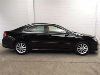 2013 Toyota Camry - Thumbnail