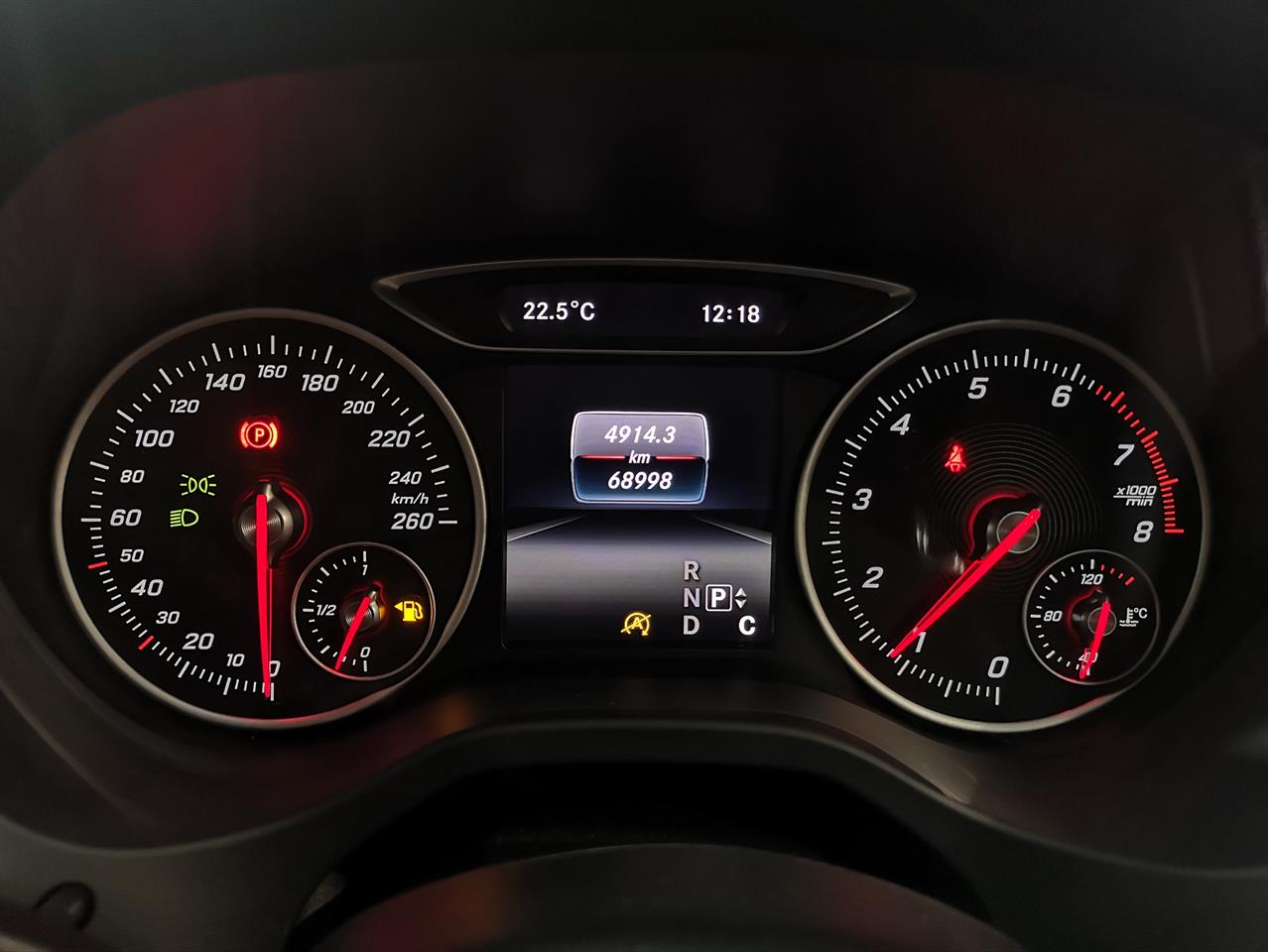 2016 Mercedes-Benz A 180